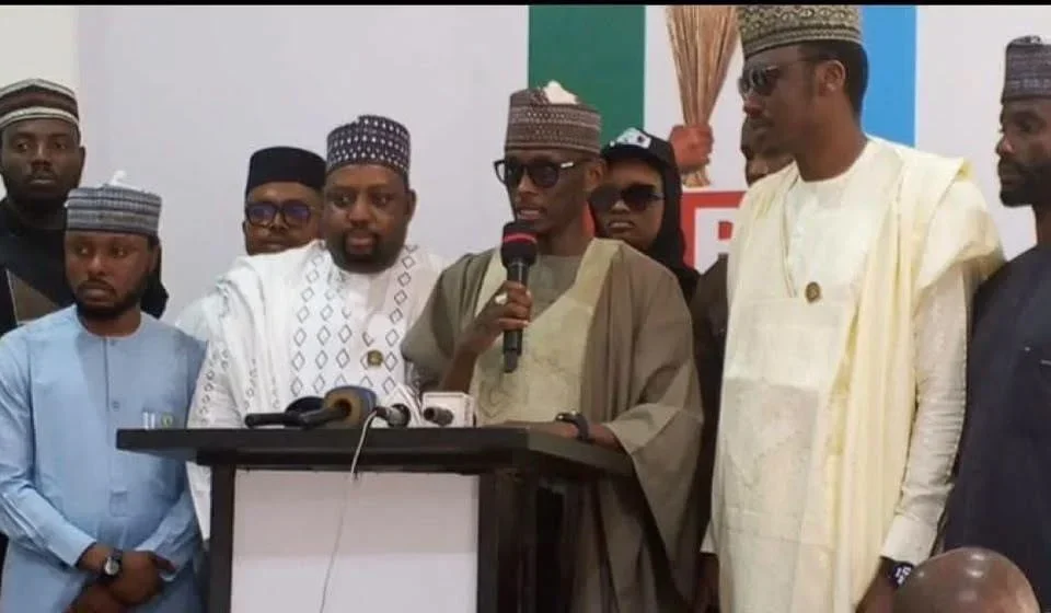 Atiku Son, Abba Atiku pledges ten buses for Tinubu re‑election campaign
