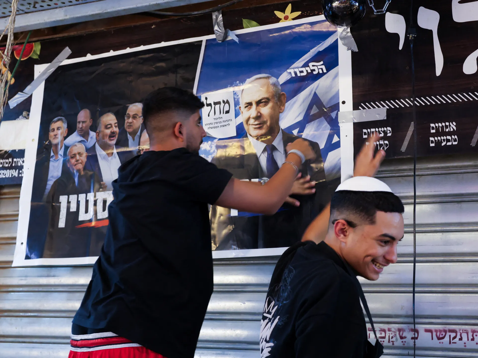 Netanyahu faces tough test as Israel votes in high‑stakes election